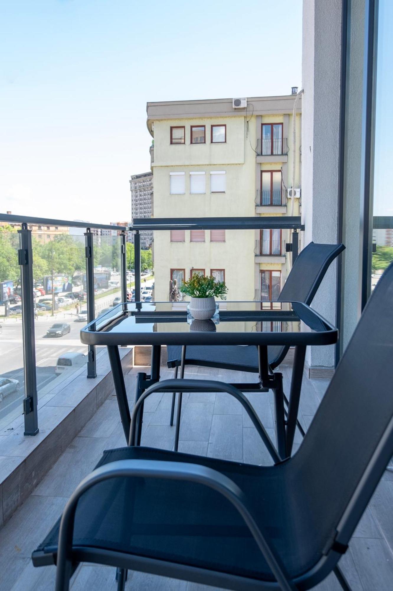 Home Art Apartments Skopje Exteriör bild