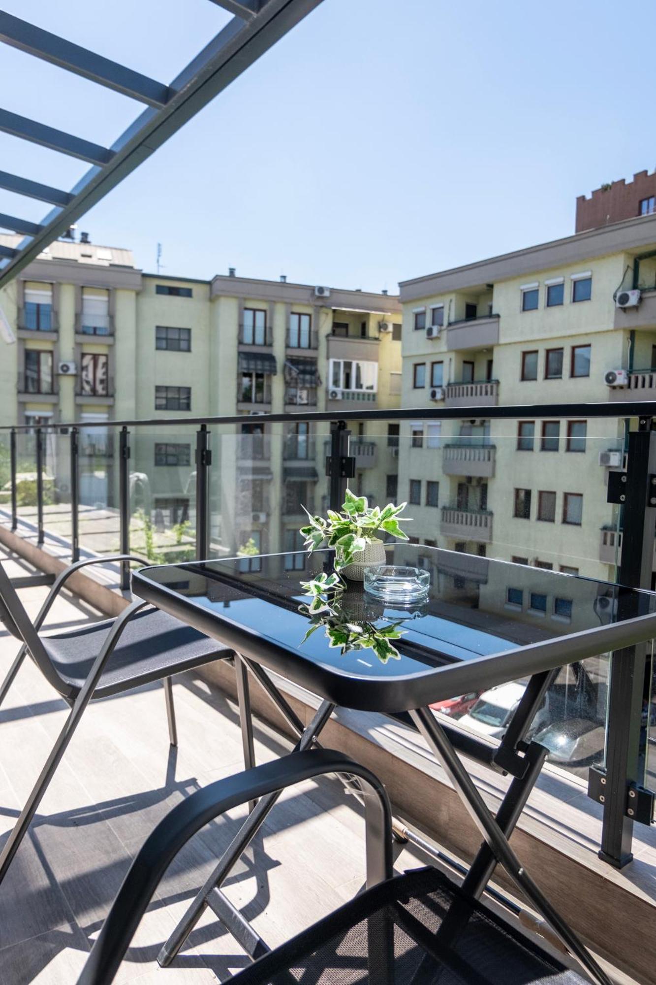 Home Art Apartments Skopje Exteriör bild